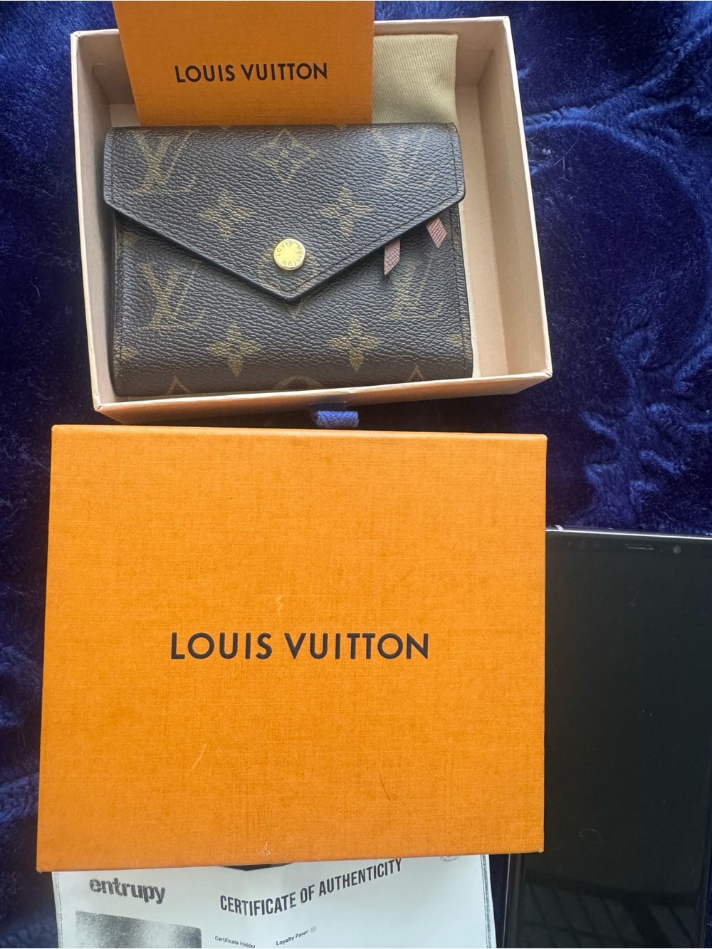 Louis Vuitton Monogram Envelope Wallet - Brown and Gold Hardware - Picture 2 of 6